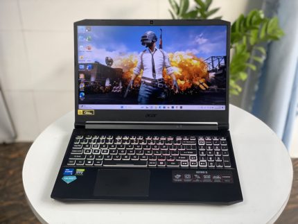 Acer Gaming Nitro 5 AN515 57 i5 11400H | 8GB | 512GB | 4GB RTX3050| 144Hz